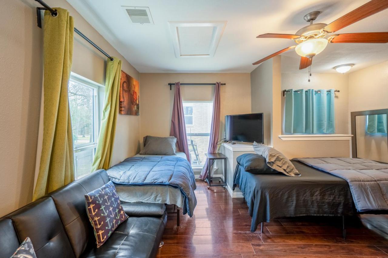 East Downtown Bungalow Houston Buitenkant foto